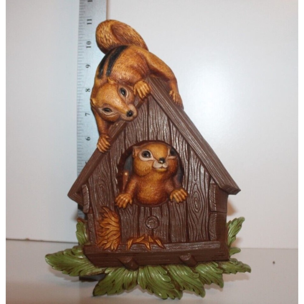 VTG Home Interiors Chipmunks Bird House Plastic Wall Art Home Decor 1977 #7493